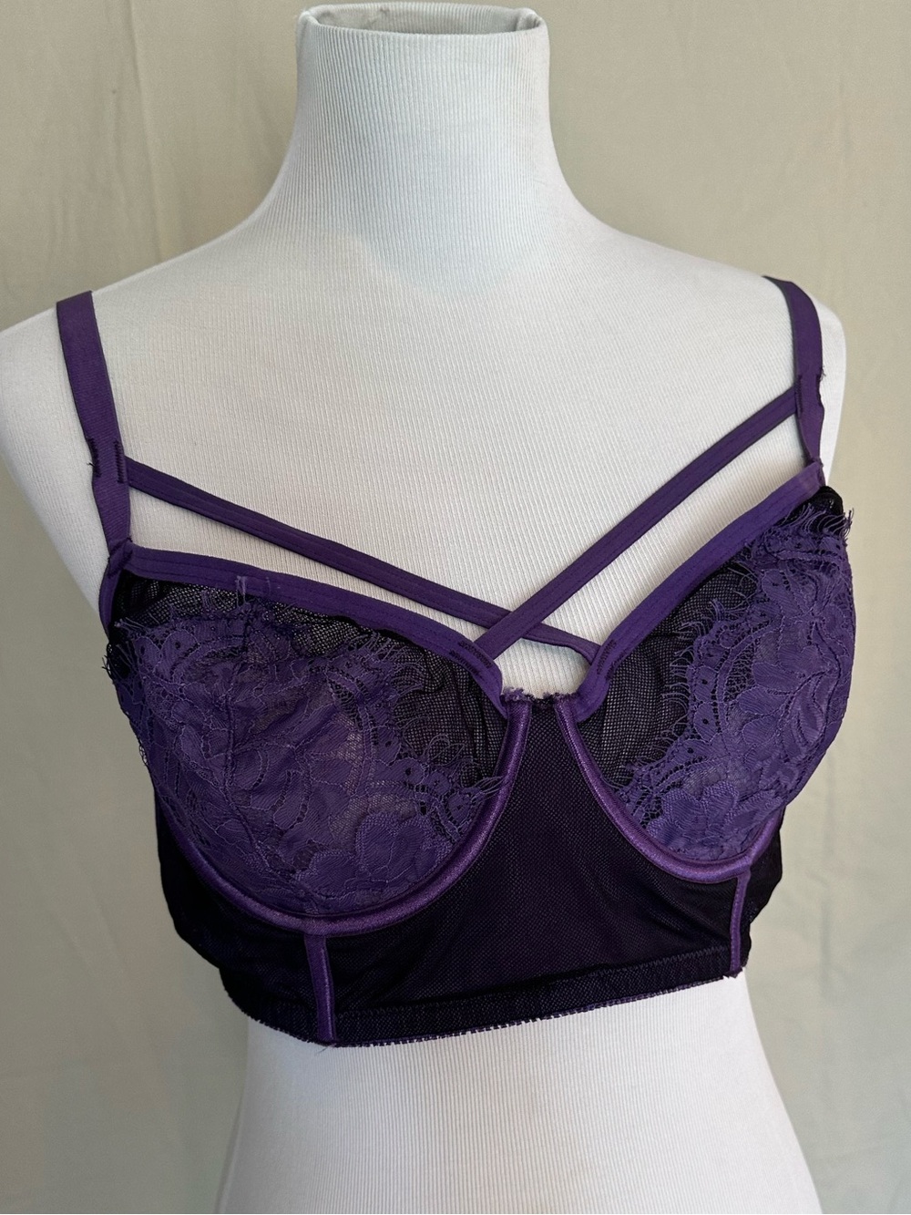 torrid curve Purple Lace Longline Bralette with Strappy Front 1X Black underwire